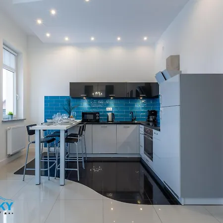 Bluesky - Sucha, Duzy Taras Z Widokiem Na Karkonosze, Spokojna Okolica, Blisko Szlakow I Wyciagow Appartement *